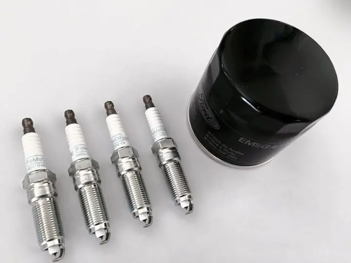Fiesta Oe Spark Plugs And Oil Filter 1