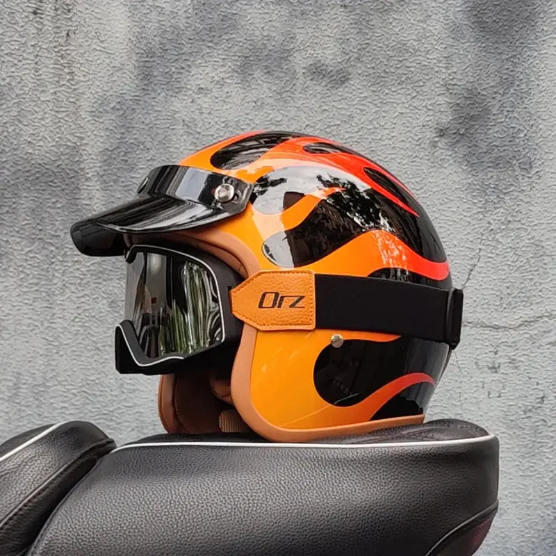 Vintage-Style Motorcycle Helmet