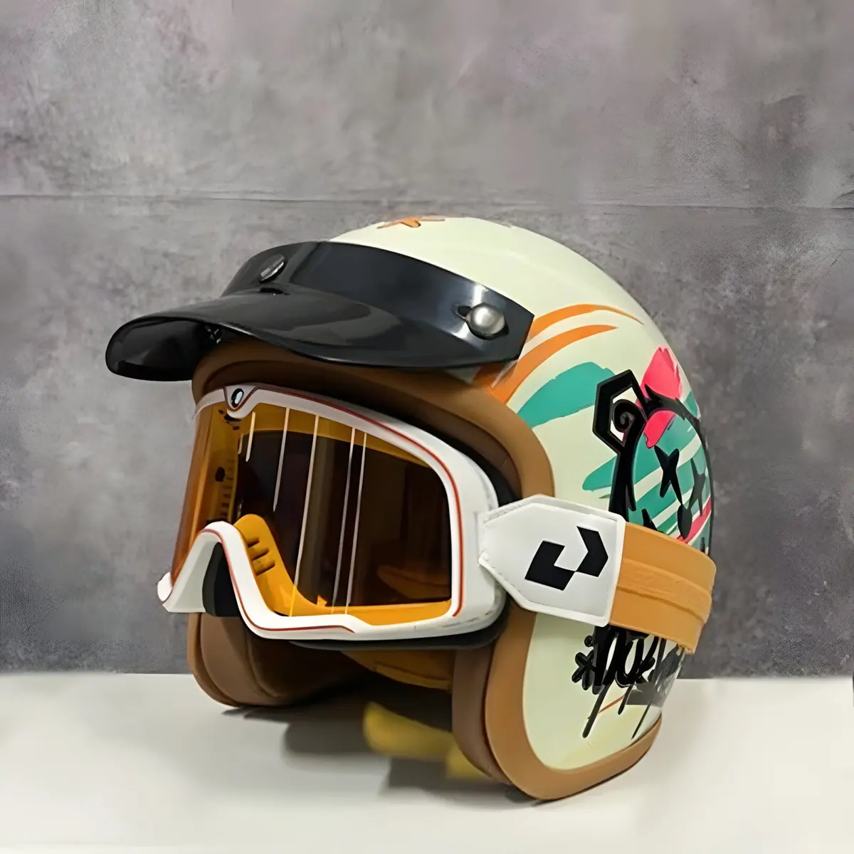 Nospeak Retro Motorcycle Helmet + 1 Goggles Free 1